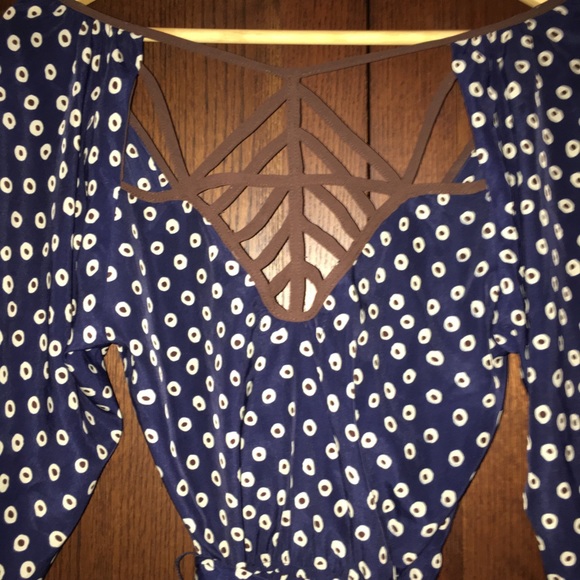 Lulumari Dress - Picture 2 of 6